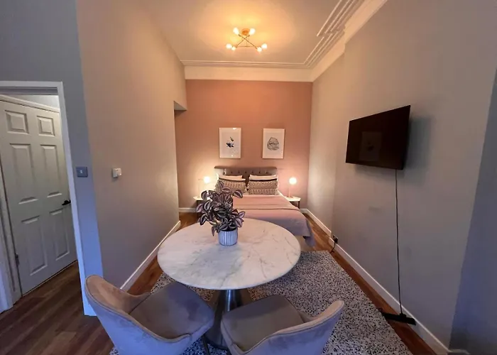 Stylish Studio For 3 Near Regents Park N4